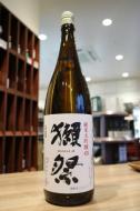 獺祭　純米大吟醸　45　1800ml